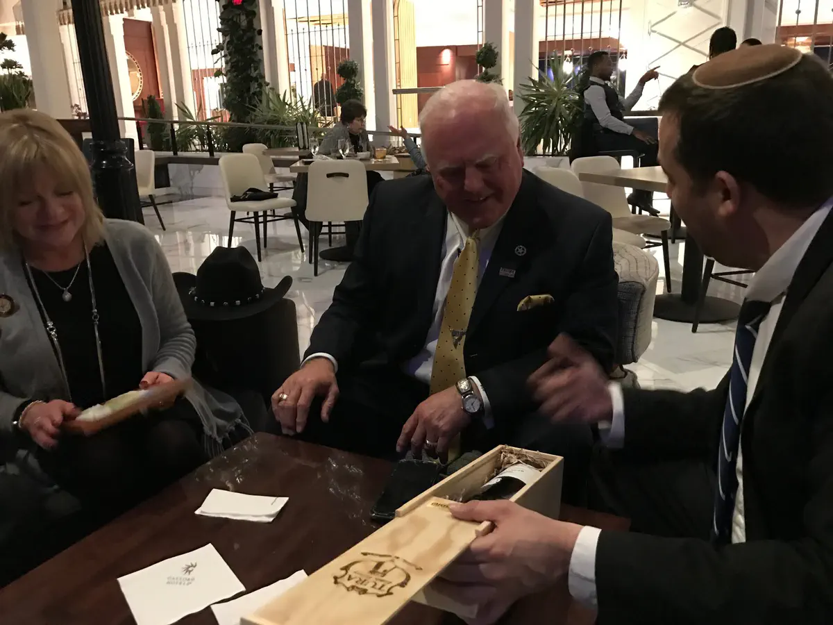  &nbsp; &nbsp; &nbsp; &nbsp; &nbsp;