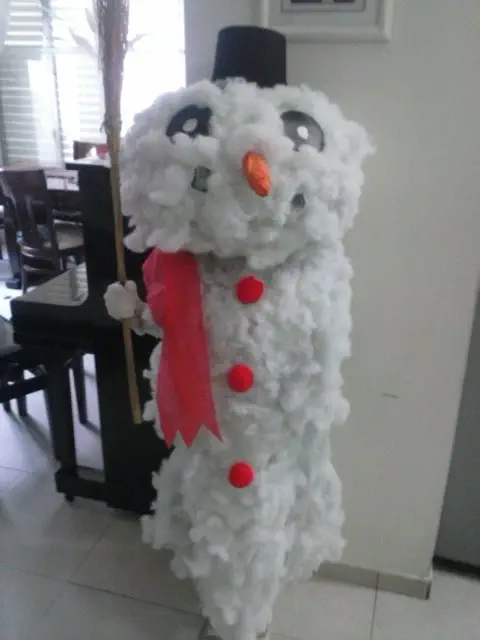 יעל קורט התחפשה לבובת שלג