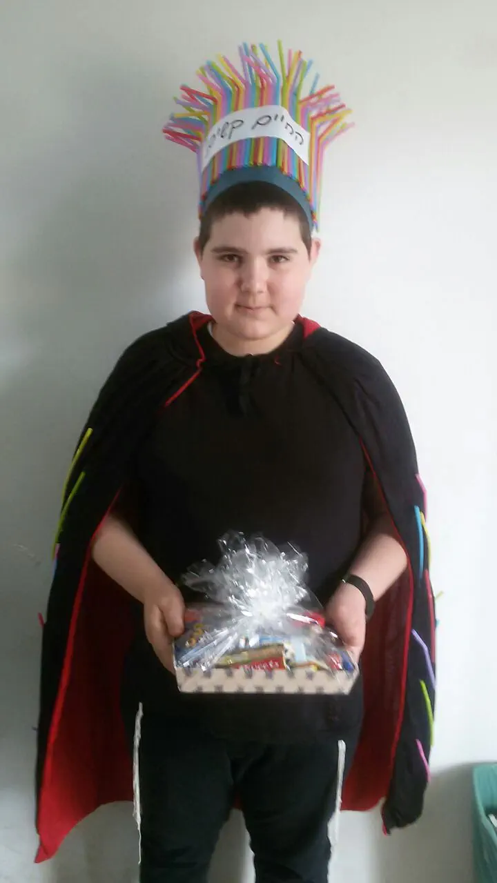 דוד מרחובות, "החיים הקשים"