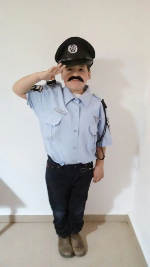 עמישב למאן מאופקים התחפש למפכ"ל רוני אלשיך