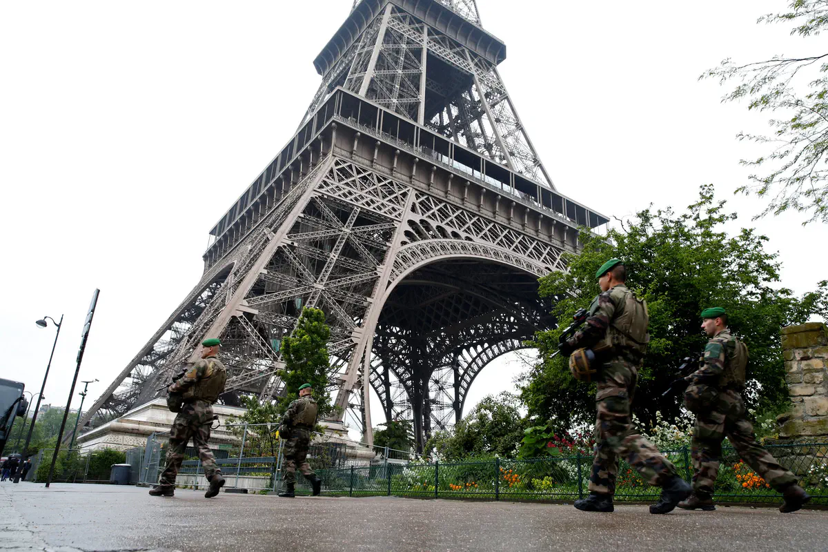 אבטחה כבדה בצרפת