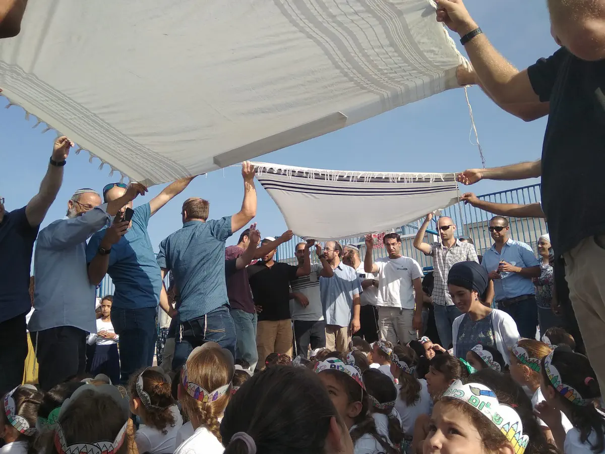 ברכת כהנים לילדי כיתה א' בבית הספר "קדם שומרון"