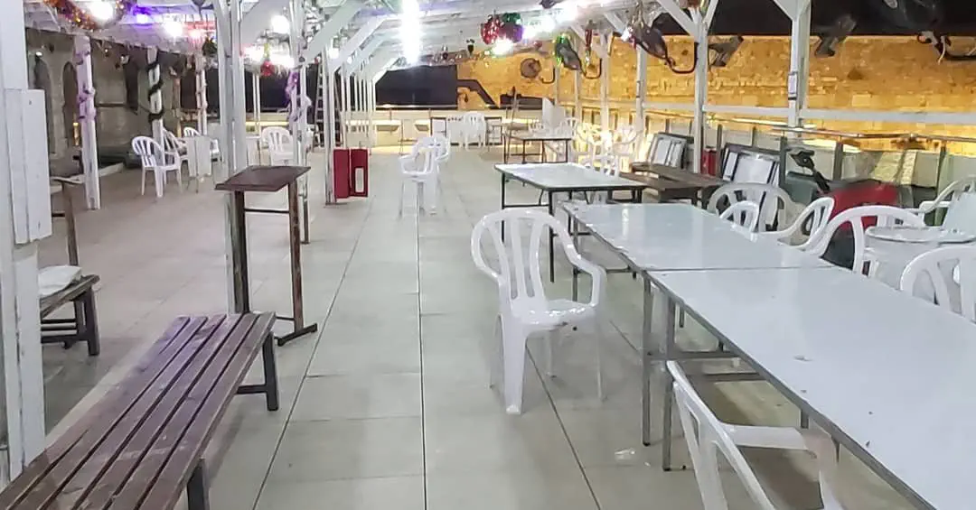 הסוכה על גג בית שטראוס