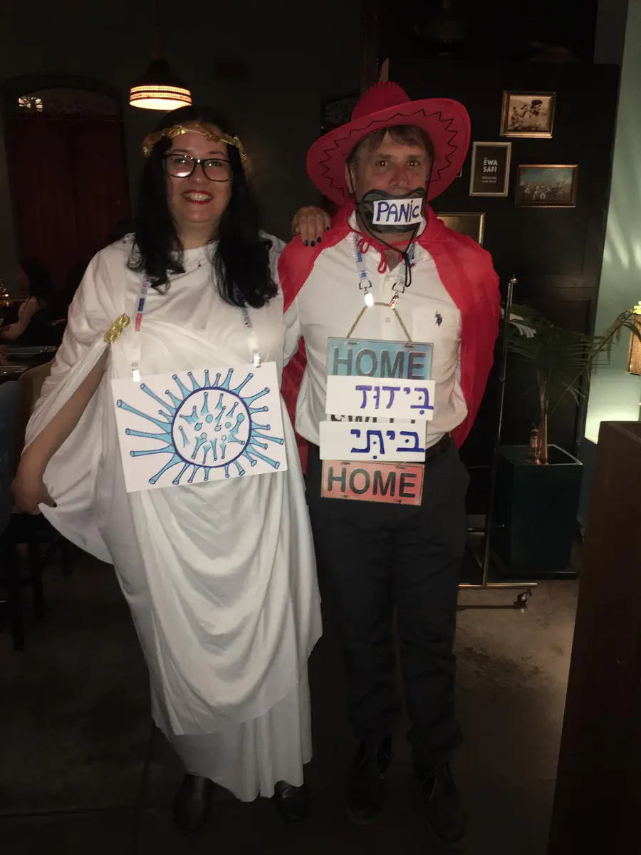 גברת קורונה ומר בידוד ביתי בפניקה