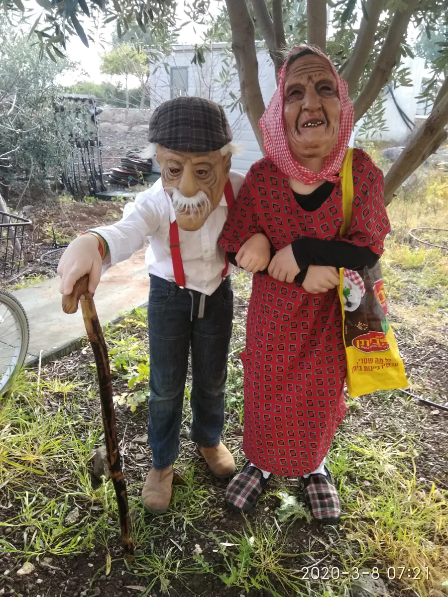 אלה ואוריה לוי