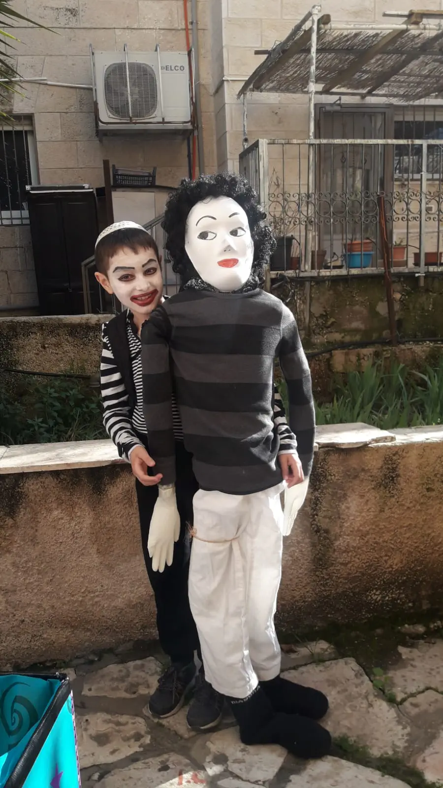 איש כפול משפחת זיבוטופסקי ירושלים.