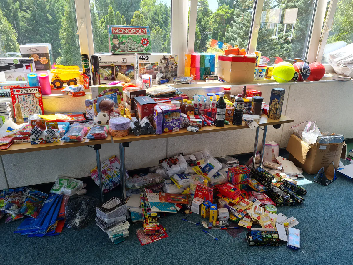 תרומות לילדי הפליטים