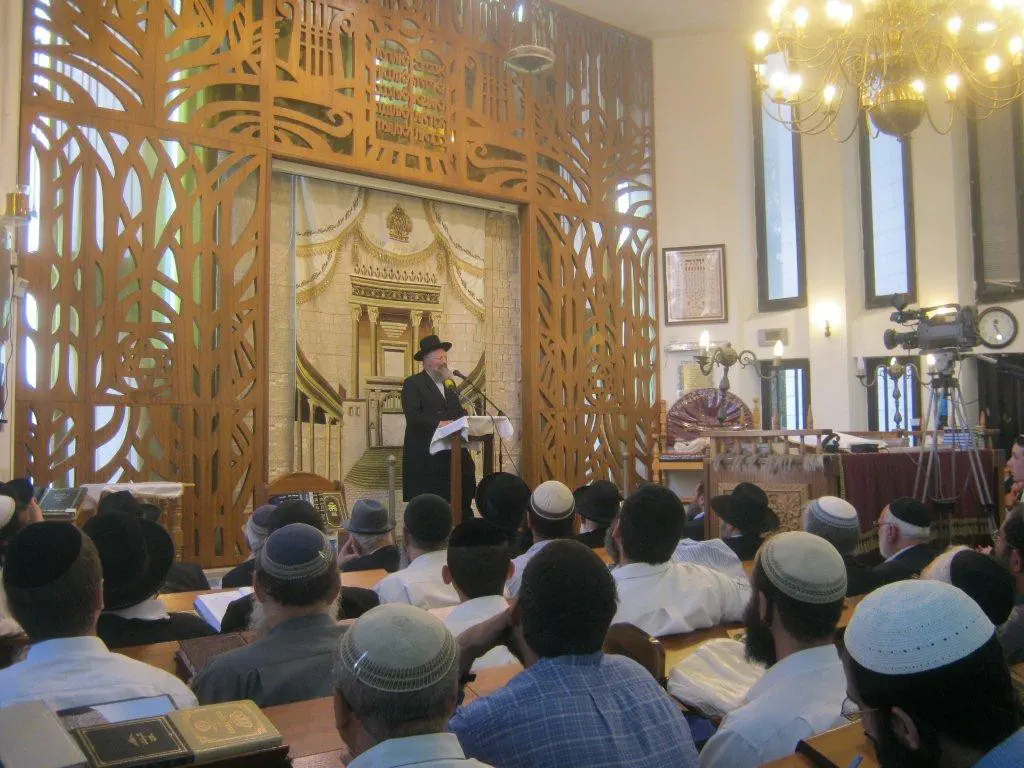 הרב שמואל אליהו - בנו של הגר''מ אליהו זצ''ל.