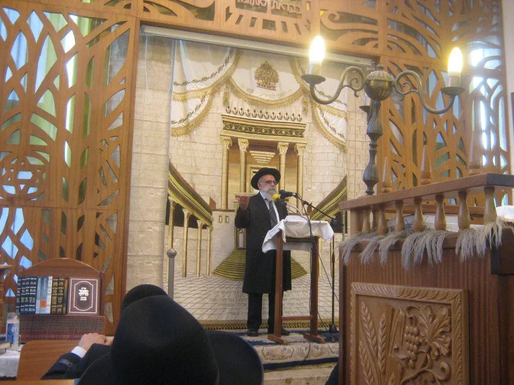 הגר''מ צדקה - ראש ישיבת פורת יוסף