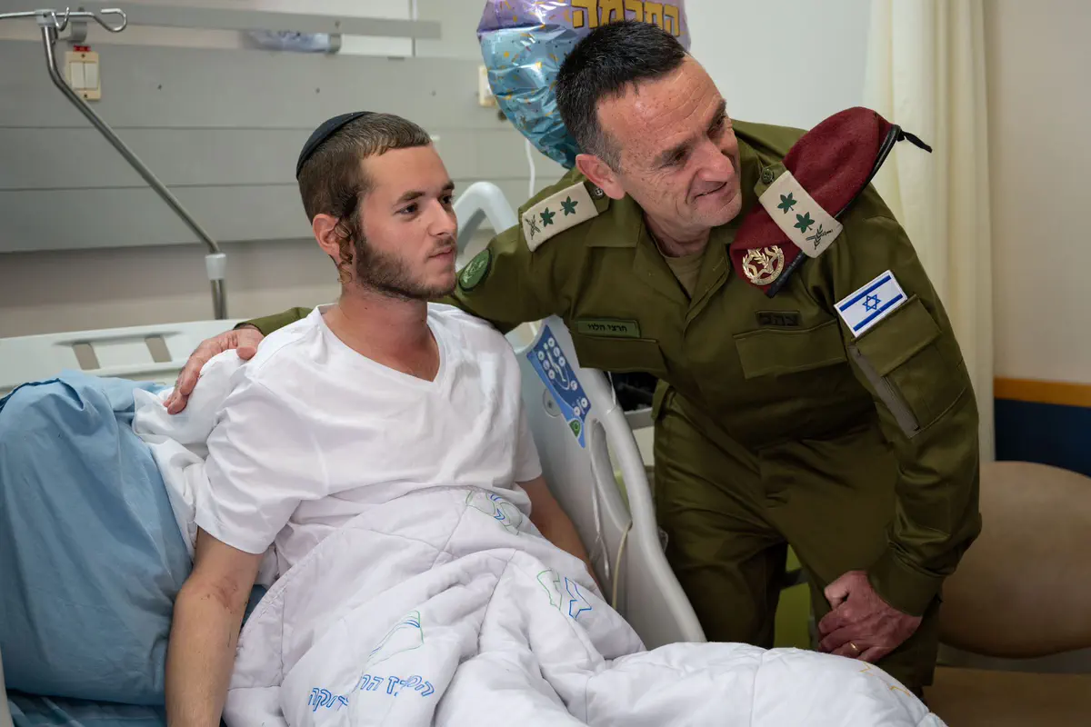 סמל חיים טרייטל שנפצע בג'באלייה