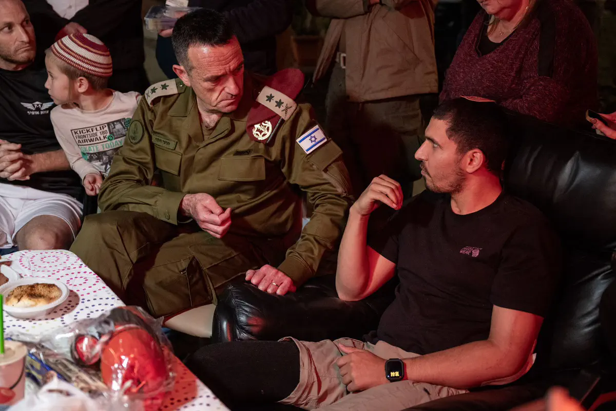 עם אוריה נורדן, קצין בגבעתי שנפצע בעזה
