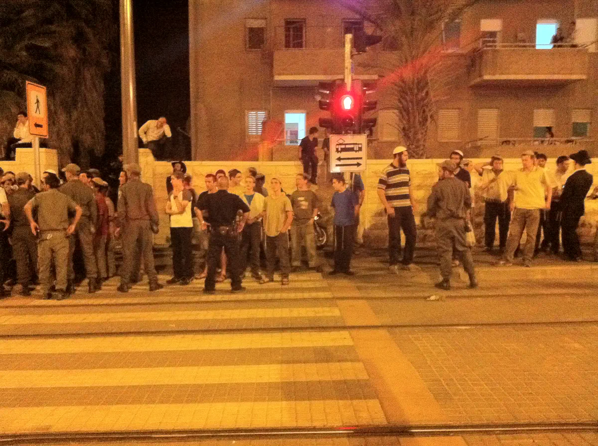 חסימת כבישים