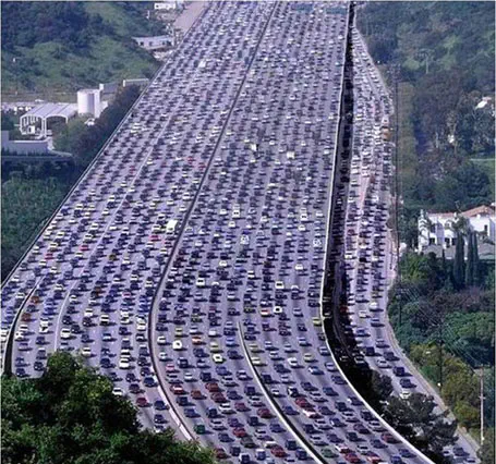 יש תירוץ למאחרים.הפקק הארוך ביותר בעולם - 260 ק"מ - בסין