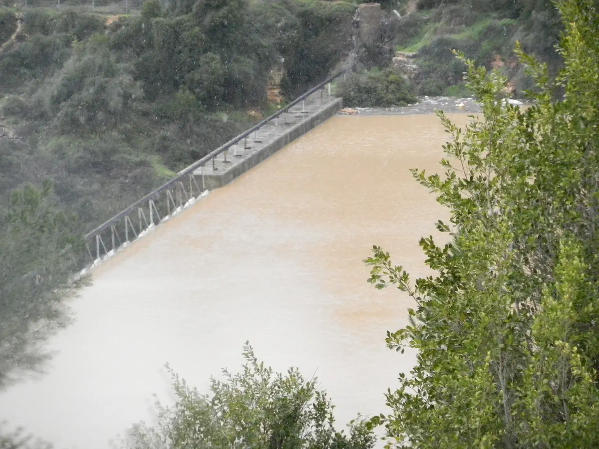 אגם בית זית עולה על גדותיו
