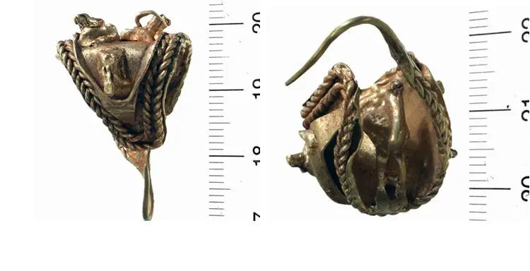 עגיל הזהב היחודי (משני צדדיו