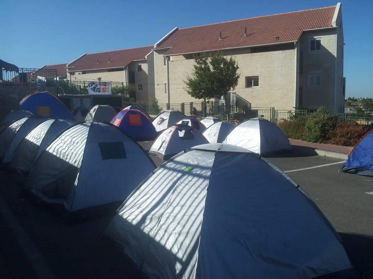 עיר האוהלים בשכונת האולפנה