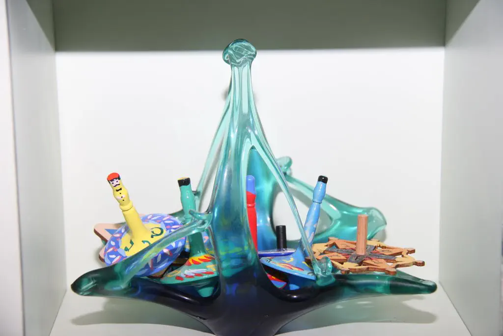 Dreidels upon dreidels