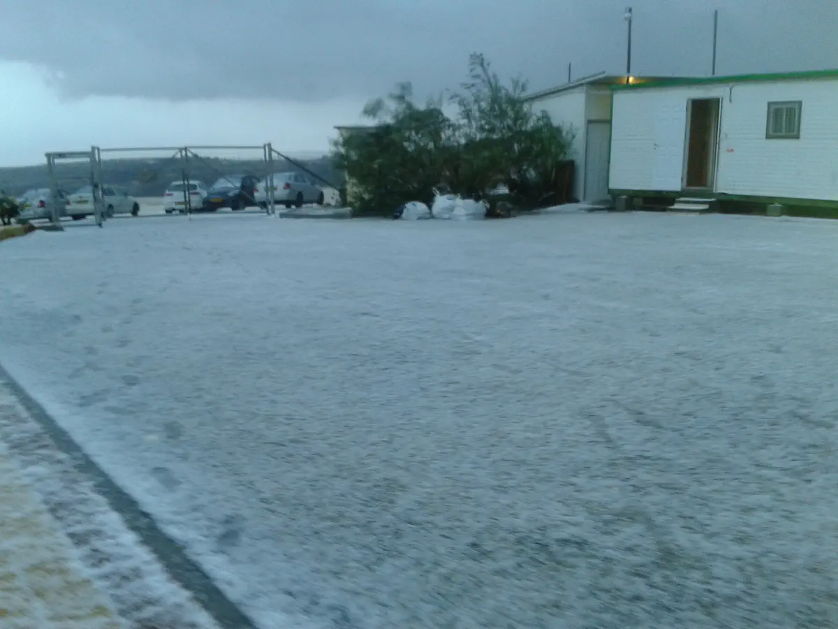 שלג בכוכב יעקב