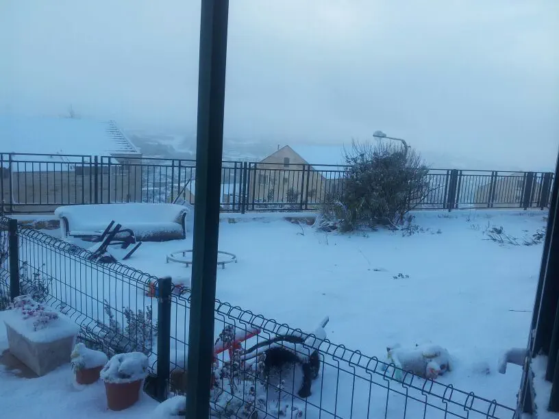 שלג בבית אל