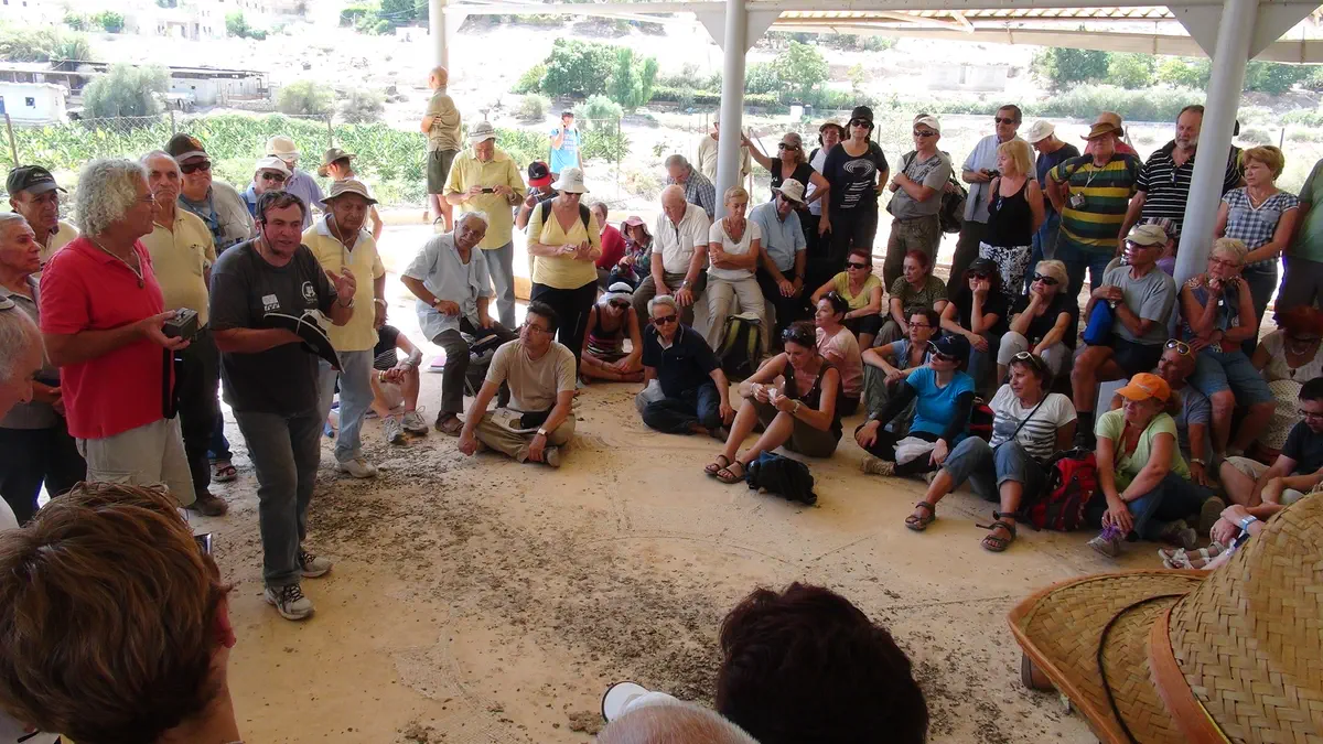 בית כנסת העתיק בנערן