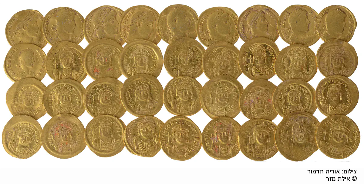 המטבעות שנמצאו באזור