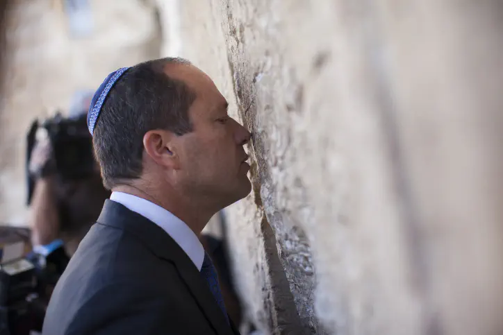 ניר ברקת בכותל המערבי