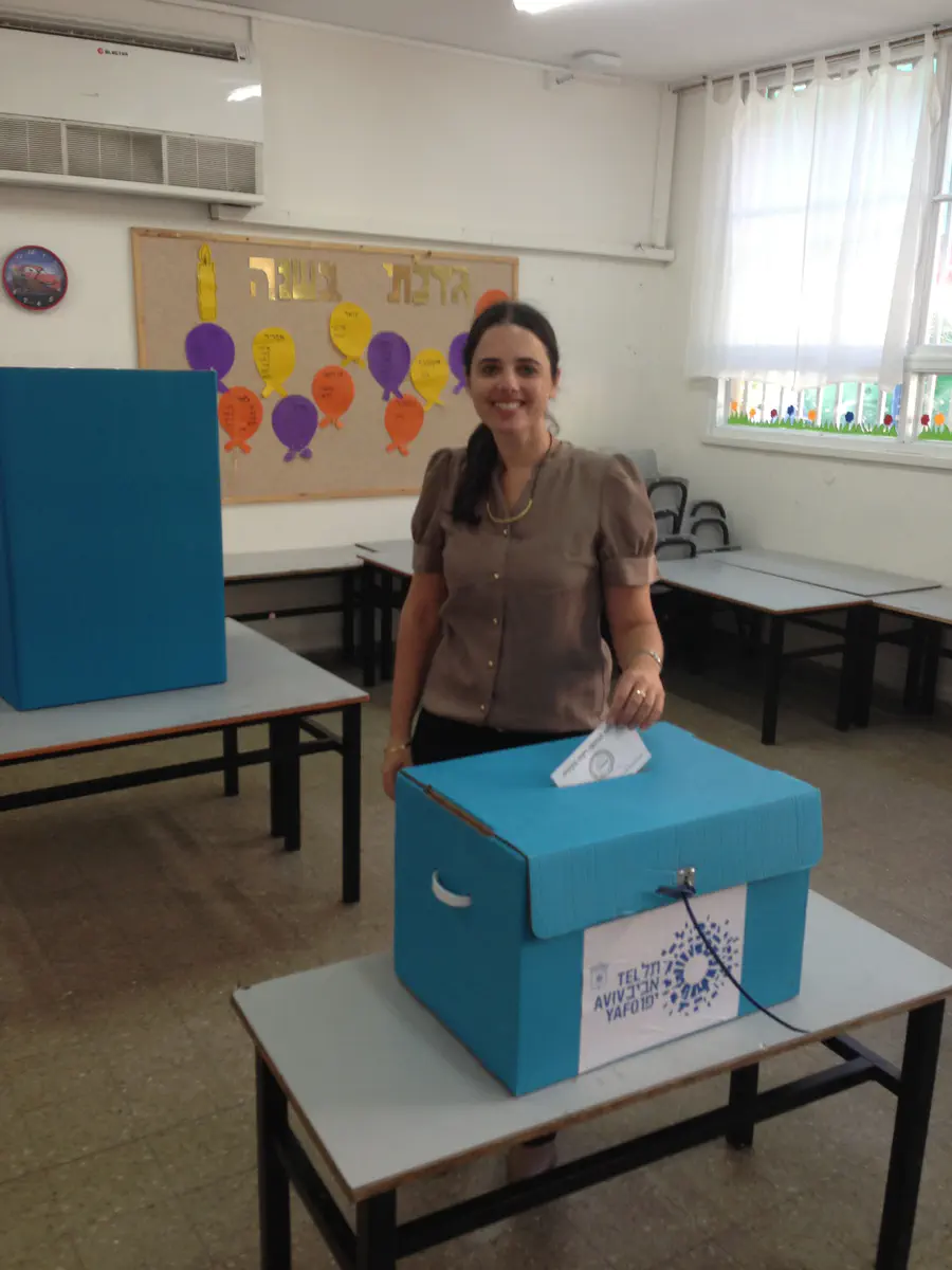 ח''כ איילת שקד בתל אביב