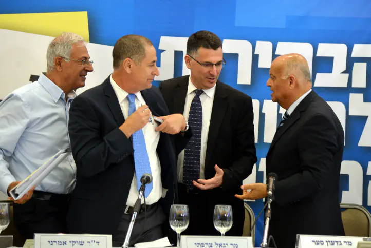 השר סער בועדת הבחירות המרכזית