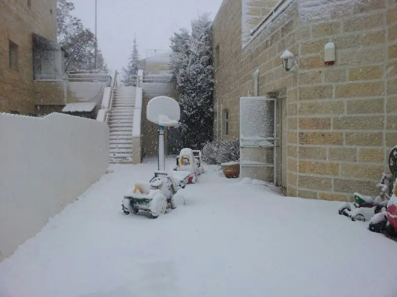 שלג באלון שבות