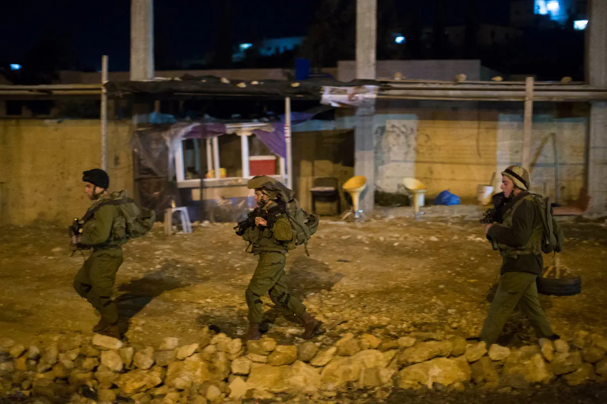 מחפשים את המחבל