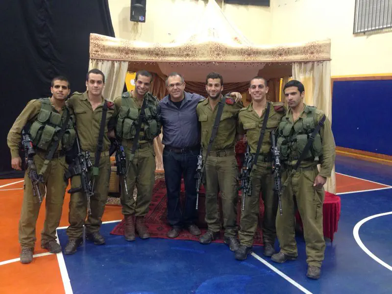 חוגגים בבית אריה