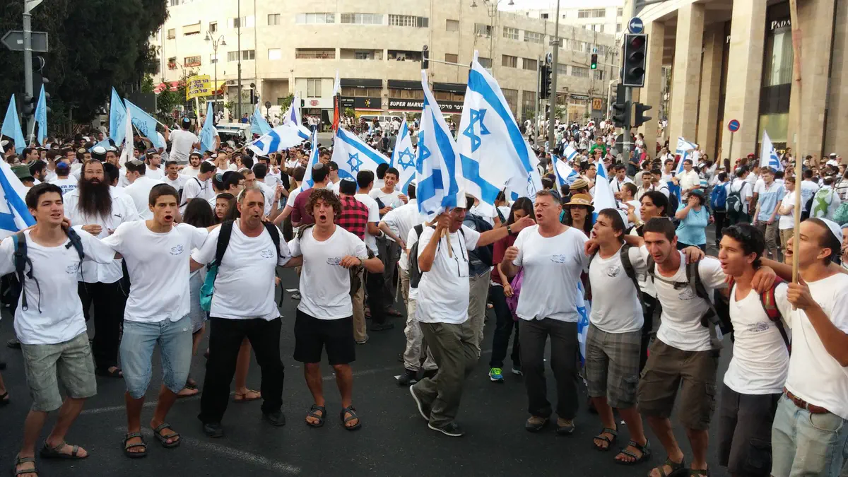 רוקדים ברחובות ירושלים