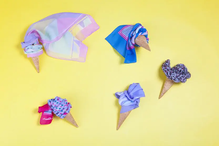 מטפחות של גלרי פריזיין