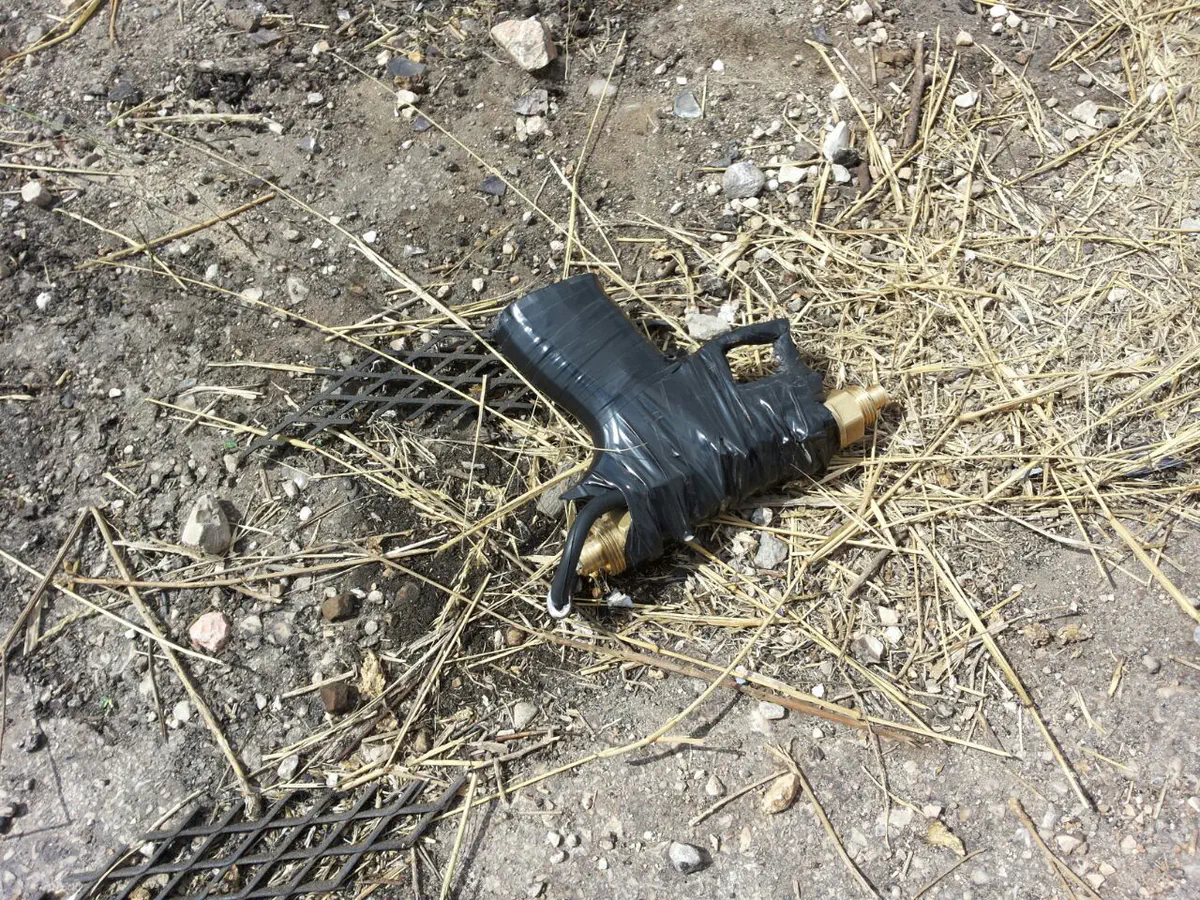 האקדח המאולתר שנתפס ברשות המחבל