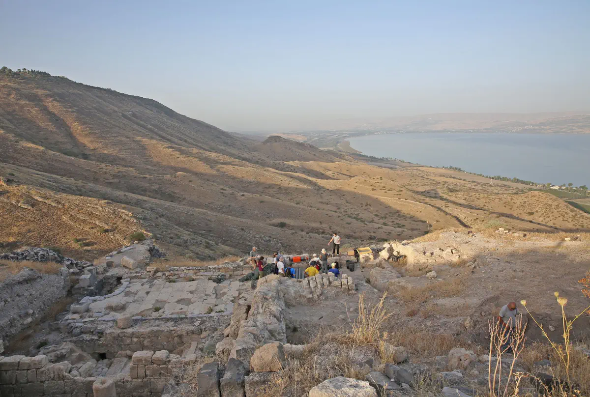 הבסטיון, משקיף על הדרך לסוסיתא ולכינרת