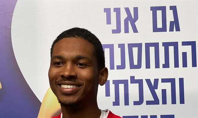 צילום: דוברות עיריית ירושלים עיריית י-ם והפועל מעודדים להתחסן