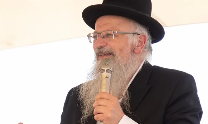 צילום: אלישמע סנדמן הרב אליהו: בנט גנב מאות אלפי קולות