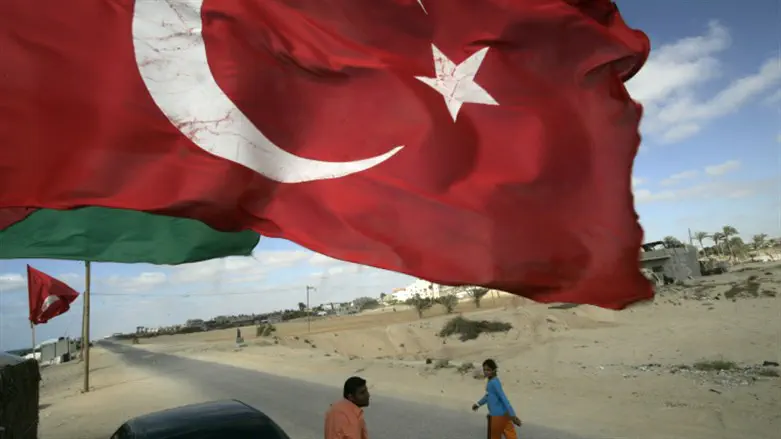 פלאש 90 Том Барк поддерживает ввод турецких сил в Газу