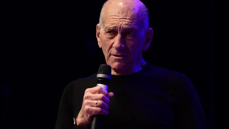 אולמרט נגד בנט: עימות עם ארה"ב - מיותר