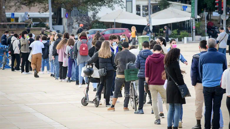 יותר מ-16 אלף נדבקים ביממה, 134 במצב קשה