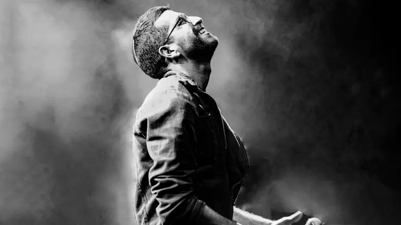 צילום: אורטל לביא צפו: חנן בן ארי מקפיץ את משתתפי המכביה