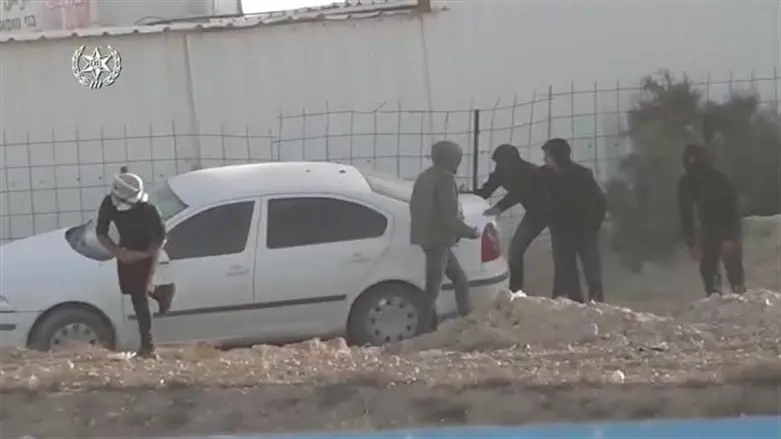 דוברות המשטרה פצועים בהפגנת הבדואים נגד נטיעות קק"ל