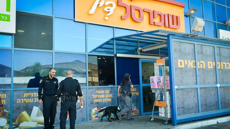 שופרסל מורידה מהמדפים את מוצרי תנובה