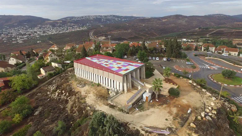 Zichron Mishkan Shiloh The line from the days of the Mishkan to the present
