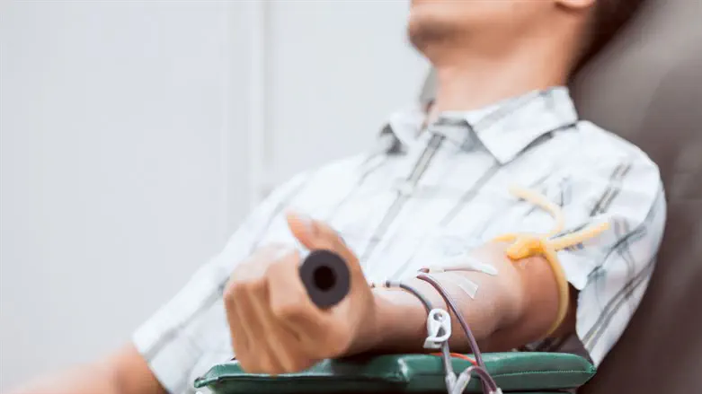 Israel transferred 2,000 blood units to Gaza