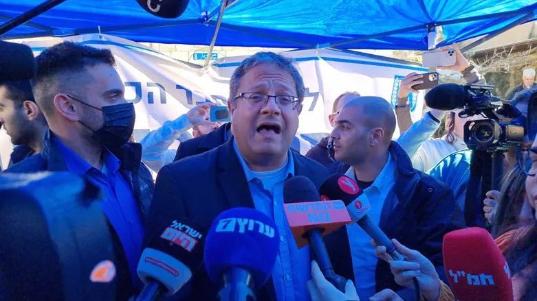 צילום: ערוץ 7 "ניסו לשרוף משפחה, יש כאן הפקרות"