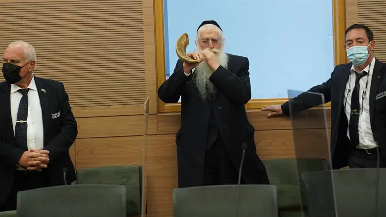 ח"כ פרוש תקע בשופר ועצר את הדיון