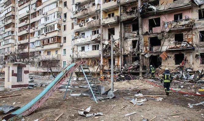 Львов подвергся ракетному обстрелу: погибли шесть человек