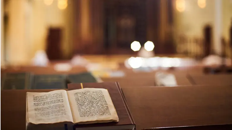 ИГИЛ подстрекает к поджогам синагог