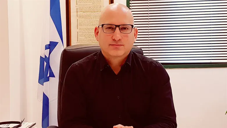 צילום: דוברות מפלגת העבודה ערן חרמוני: "העבודה" איננה סניף של מר"צ